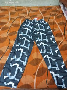 Patterned Casual Pants