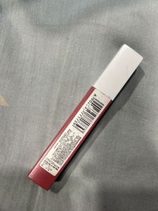 maybelline superstay matte ink lipstick.