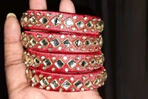 4 Kundan Bangle