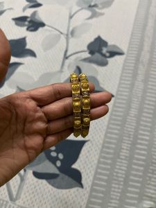 beautiful Golden Bangle Set