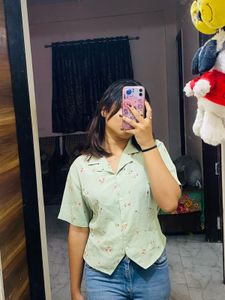 Light green crop half sleeve shirt