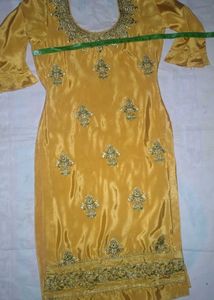 Elegant Ethnic Kurta Set