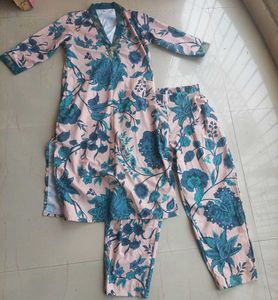 Ahalyaa Floral Kurta Set