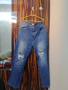 Freakins jeans in brand new condition