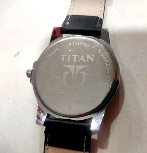 Titan Men Leather Black Dial Analog Watch