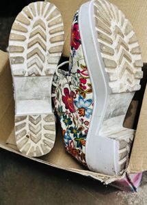 Floral Print Canvas Sneakers