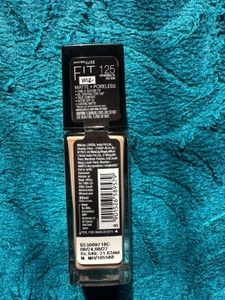 Maybelline fit me Foundation 125
