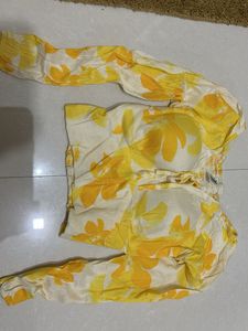 Zara Padded Yellow Crop Top