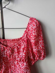 Newme Ditsy Floral Ruched Crop Top