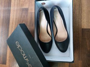 Black Heel Pumps From TRESMODE