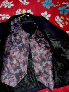 Stylish Men&#39;s Suit &amp; Blazer