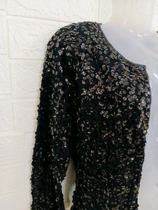 ORIGINAL H&amp;M BRANDED BLACK SEQUENCE SHRUGS