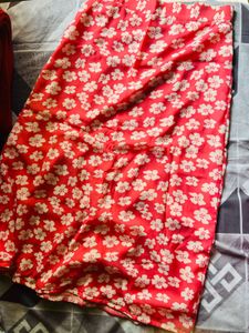 Floral Print Slit Skirt