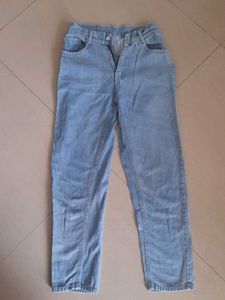 Light Wash Denim Jeans