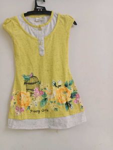 I am Decluttering My Wadrobe.