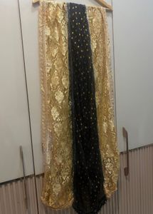 Women’s Black And Gold Dupatta