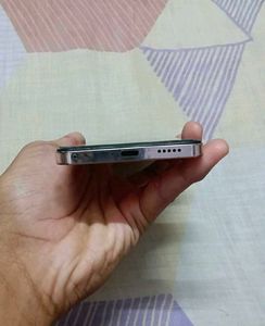 ✨New ✨Vivo Y200e 5G 8/128 Variant