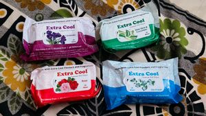 Extra Coll Wet Wipes