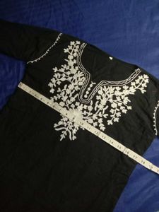 Embroidered Black Short Kurti 💅🏻