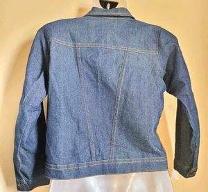 BOGO🎁Buy One Get 1 Free🎁Size Small Denim Jacket