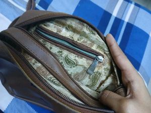 BROWN SLINGBAG👜🤩