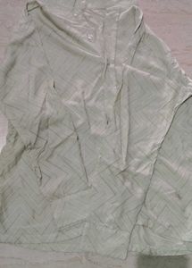Elegant green shimmer shirt