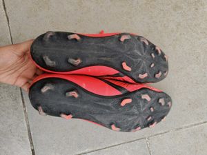 Football Shoes/Studs