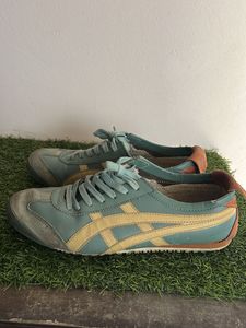 Onitsuka Tiger Sneakers