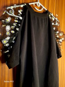 Dandelion Netted Puff Sleeve Top