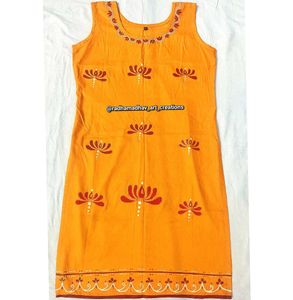 Sleeveless Febric Work Yellow  Kurti 💛