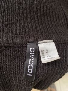 H&amp;M Cropped Knit Polo Neck Jumper