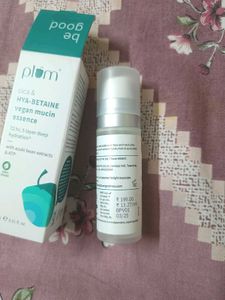 Plum Hya-betaine Vegan Mucin Essence