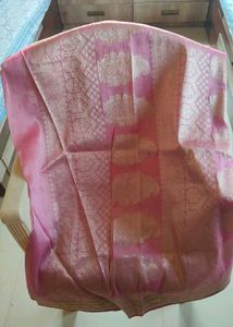 zari saree with beautiful pallu