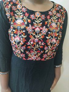 Embroidered Black Kurti👀