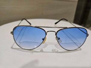 Ray-Ban Aviator Sunglasses