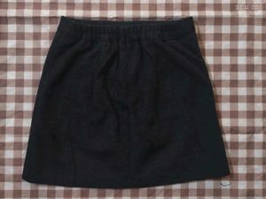 🖊️Office Woolen Skirt With Satin Finish 📓