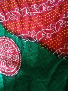 BHANDHEJ SAREE WITH BLOUSE