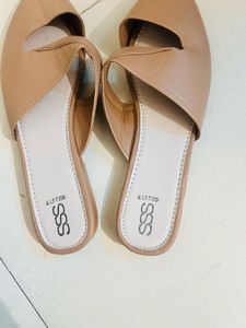 Size 8 Tan Pointed Toe Mules  Very Comfortable