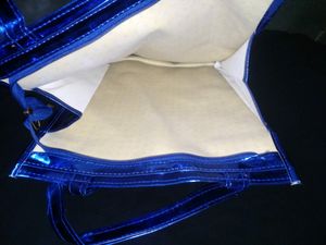 Ladies hand bag