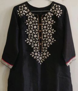 Beautiful Black Kurta (Women)