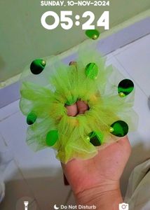 combo of 5 scrunchies
