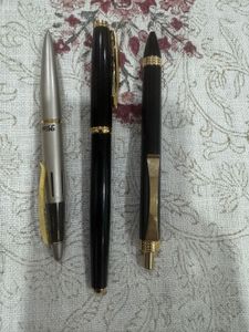 Pierre Cardin RollerPen (empty Refills)