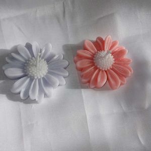 Daisy Flower Candles - Set of 2 🌼🌼