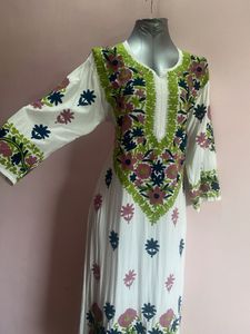Embroidered Lucknowi Kurta Set