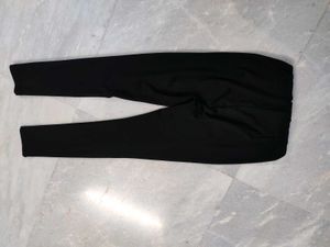 Myntra Well Kwn Own Brand ! Dressberry Jeggings!!