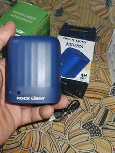 Portable Wireless Speakers but not working