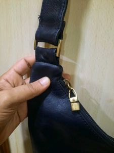 Stylish Black Crossbody Bag