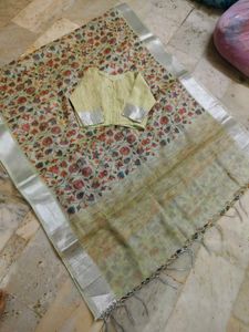 Beutiful Saree With Blouse 💓
