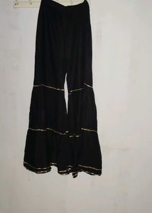 Elegant Black Ethnic bellbottom Plazzo