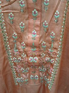 Elegant Embroidered Kurta with inner
